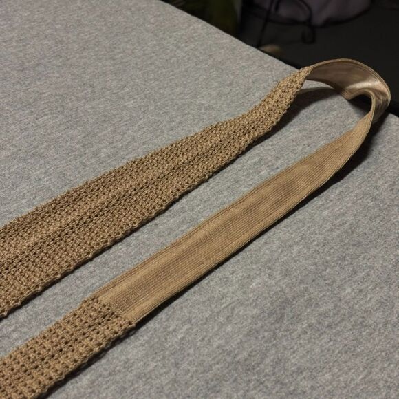 Isaco Tie - Picture 4 of 8